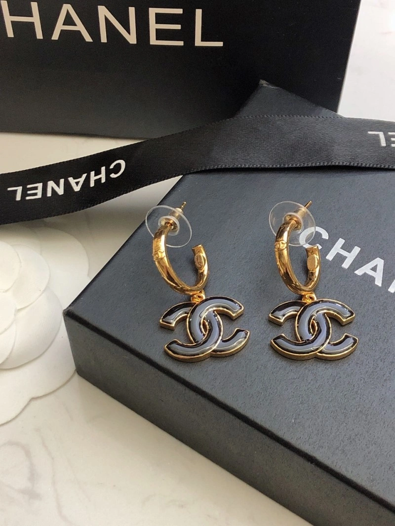 Fashionable Chanel Earrings 219998