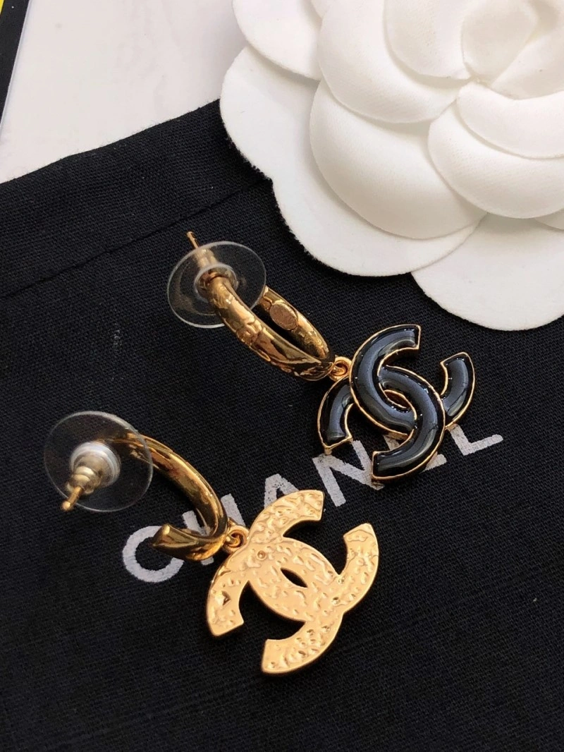 Fashionable Chanel Earrings 219998