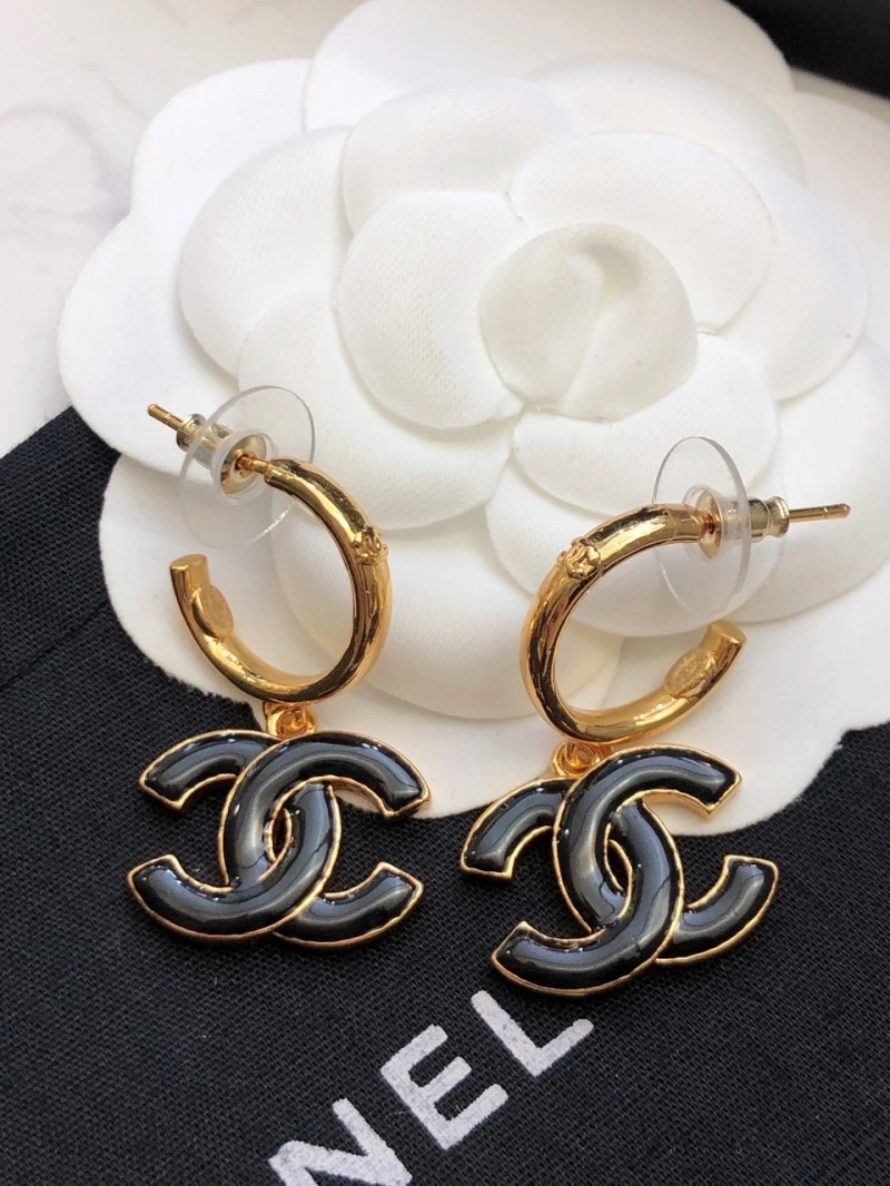 Fashionable Chanel Earrings 219998