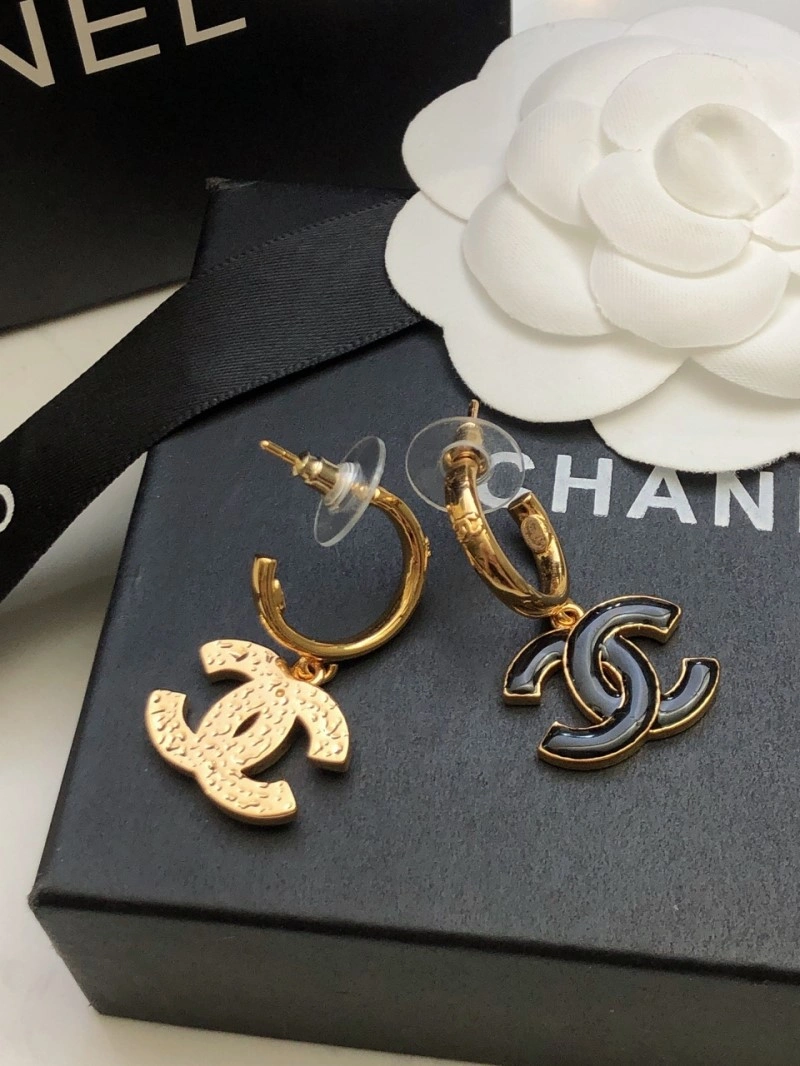 Fashionable Chanel Earrings 219998