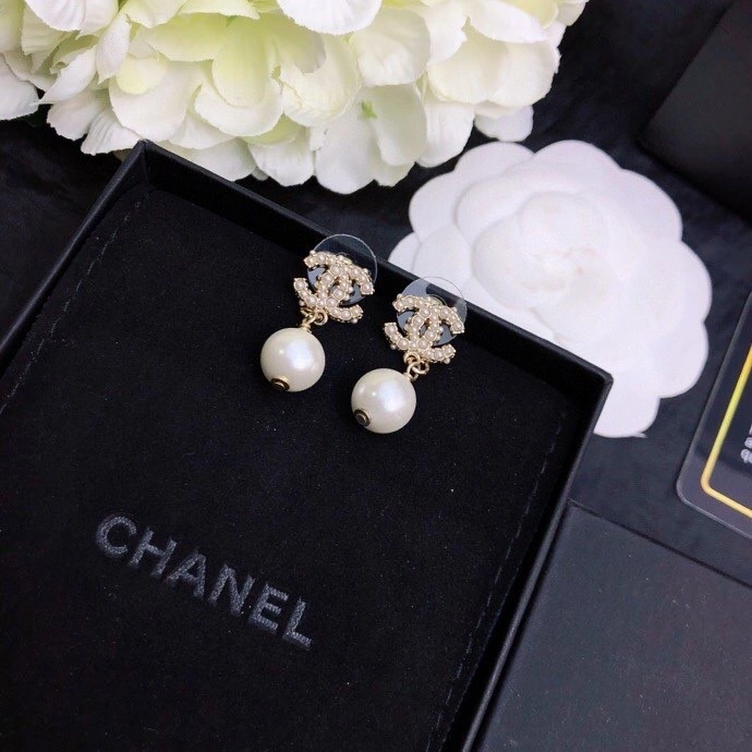 Durable Chanel Earrings 219987