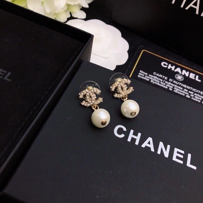 Durable Chanel Earrings 219987