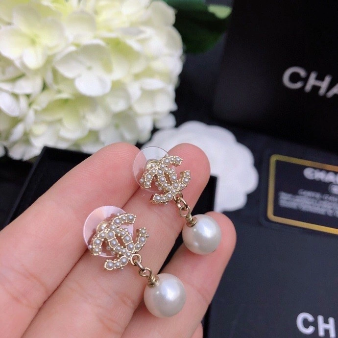 Durable Chanel Earrings 219987