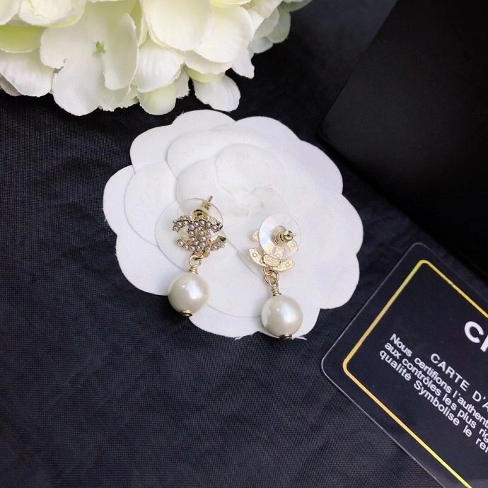 Durable Chanel Earrings 219987