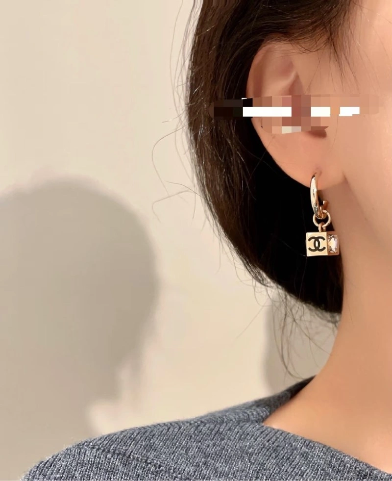 Refined Chanel Earrings 219984