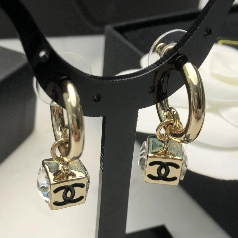 Refined Chanel Earrings 219984