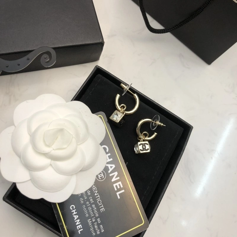 Refined Chanel Earrings 219984