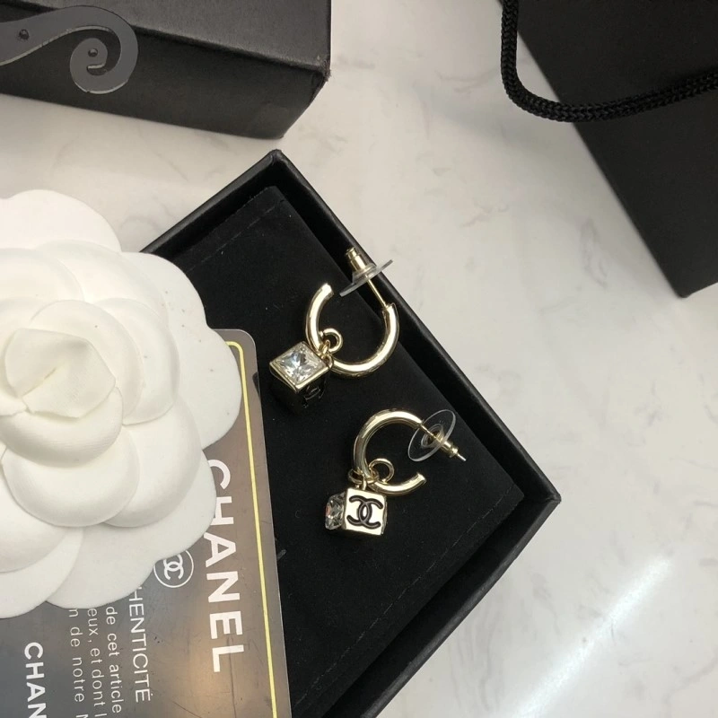 Refined Chanel Earrings 219984