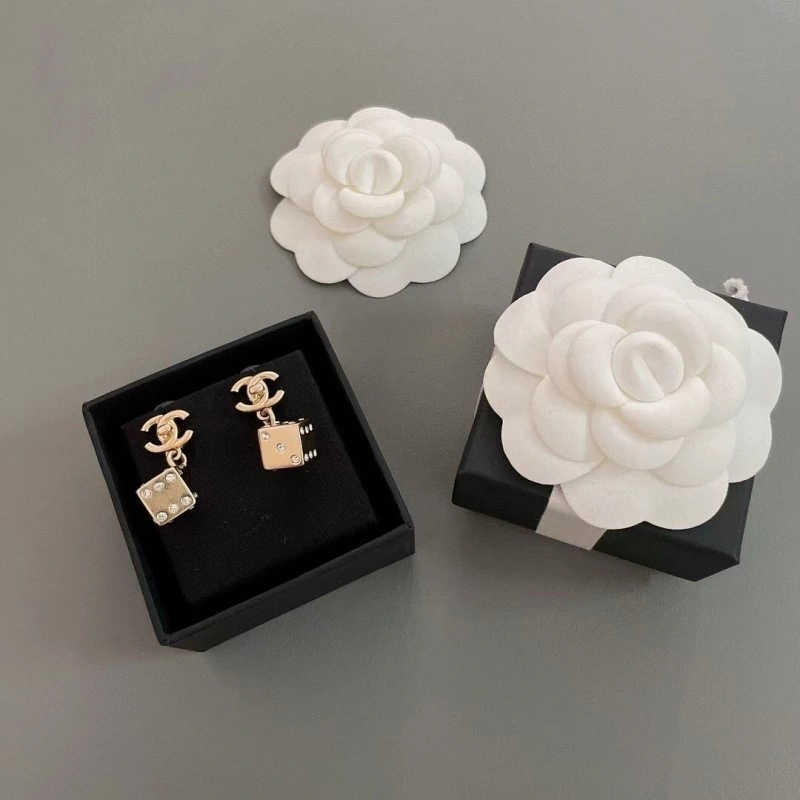 NewStyle Chanel Earrings 219983