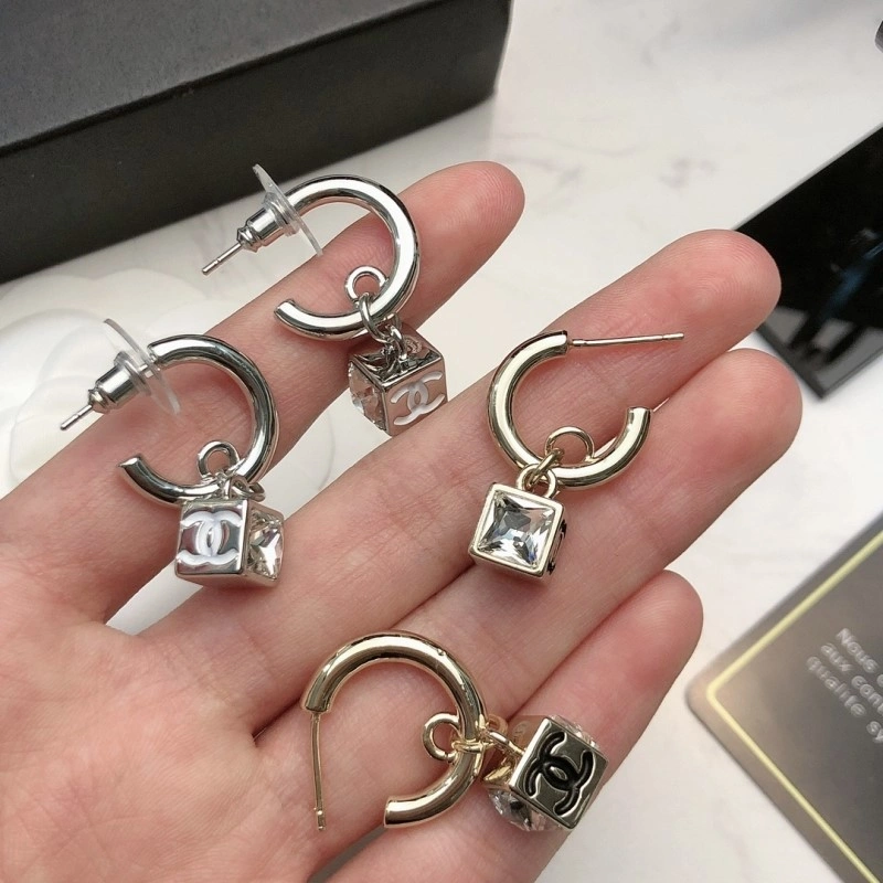 Chanel Earrings Unisex 219986