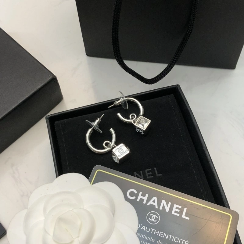 Chanel Earrings Unisex 219986