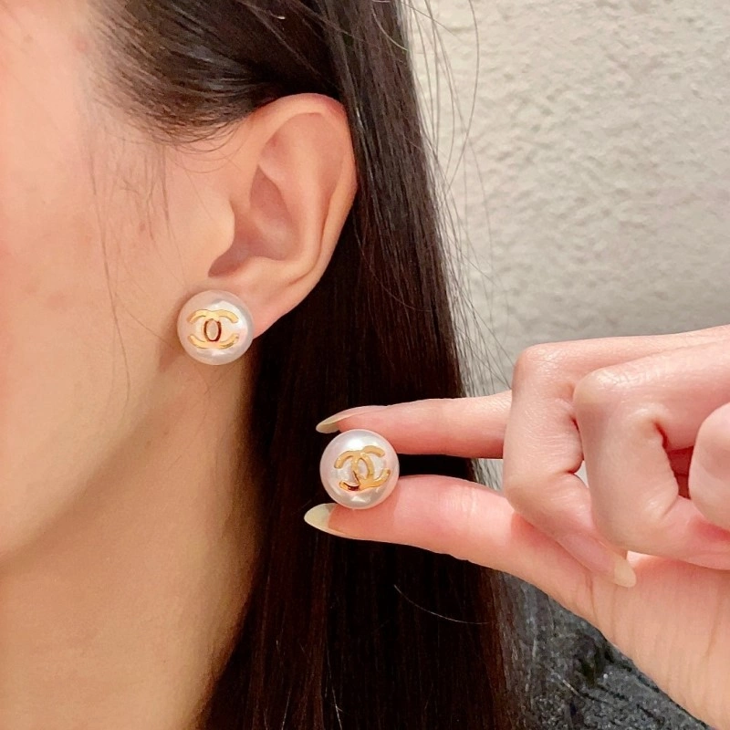 Comfortable Chanel Earrings 219976