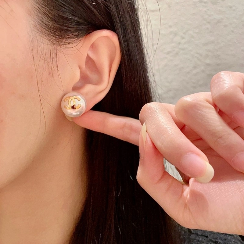 Comfortable Chanel Earrings 219976