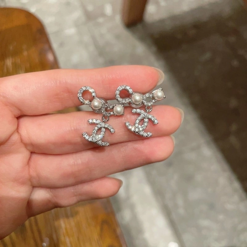 Chanel Earrings Contemporary 219968