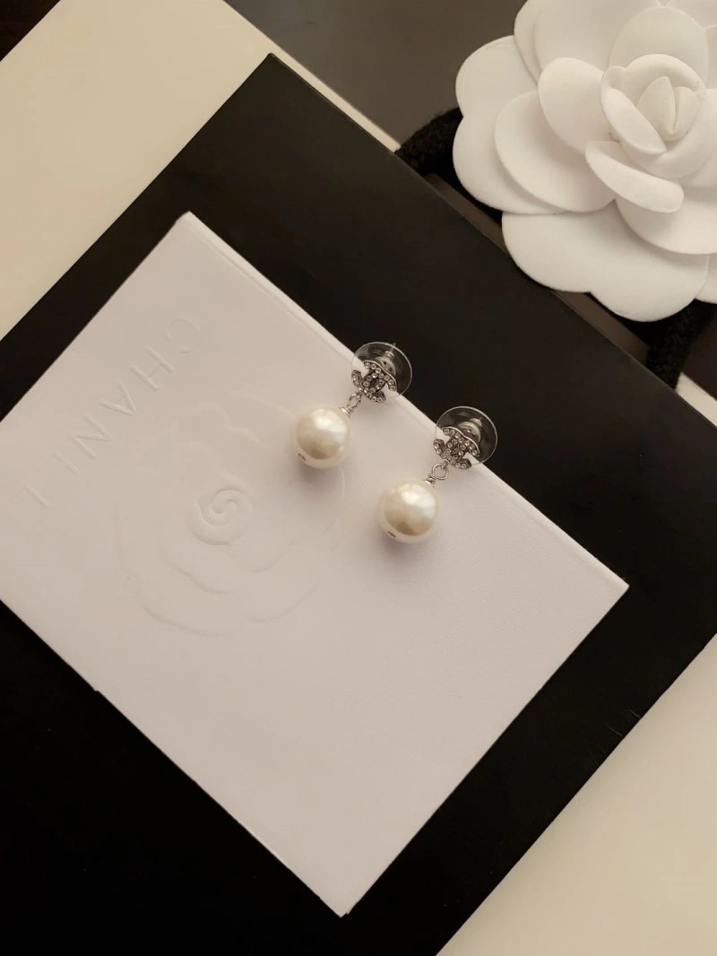 FreshLook Chanel Earrings 219956