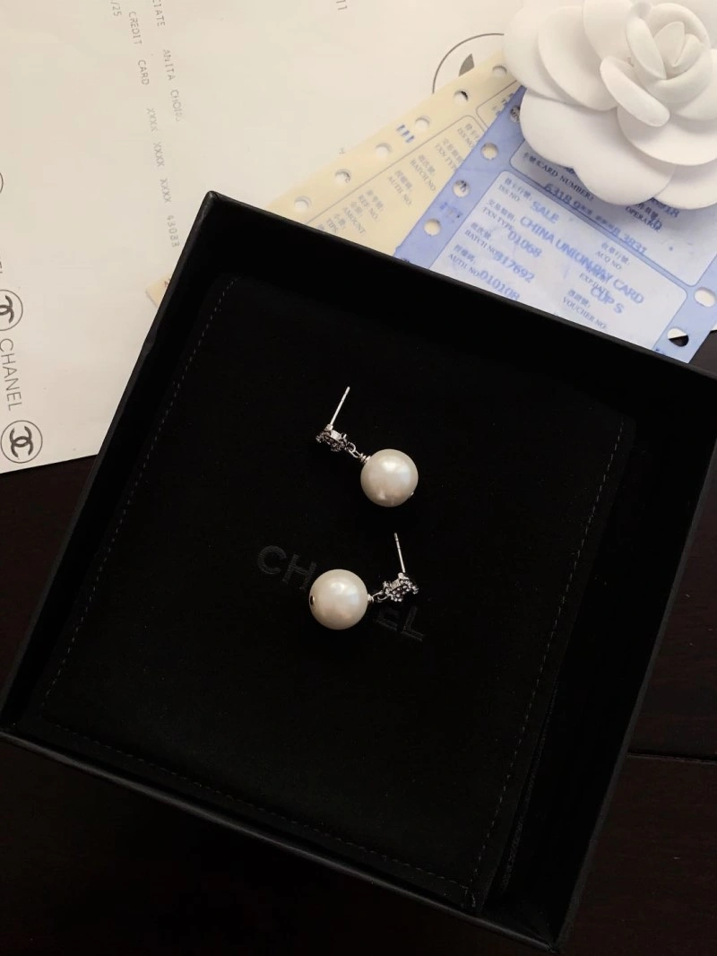 FreshLook Chanel Earrings 219956