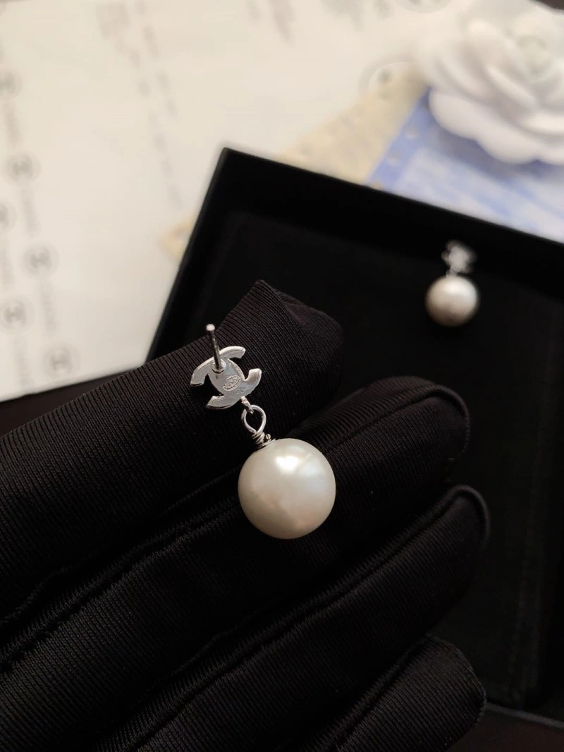 FreshLook Chanel Earrings 219956