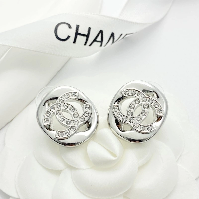 Fashionable Chanel Earrings 219974
