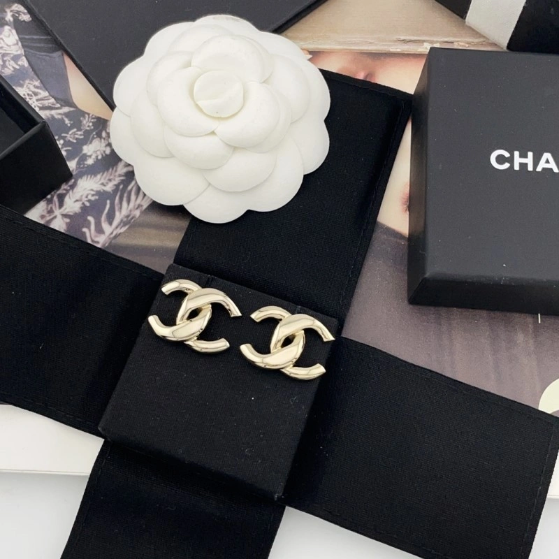 TechFriendly Chanel Earrings 220026