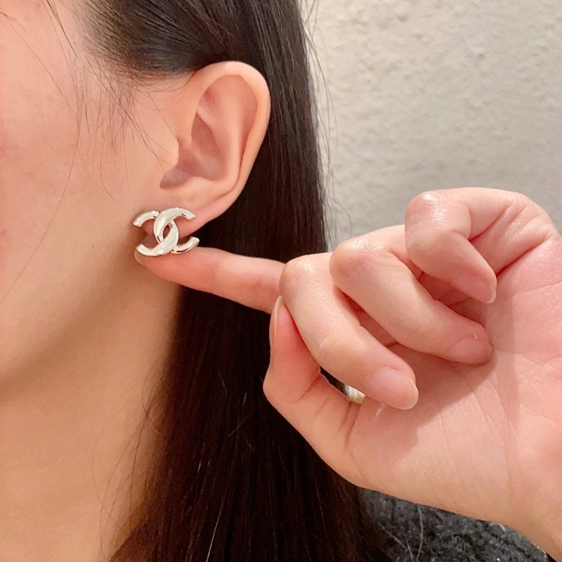 WaterResistant Chanel Earrings 219948