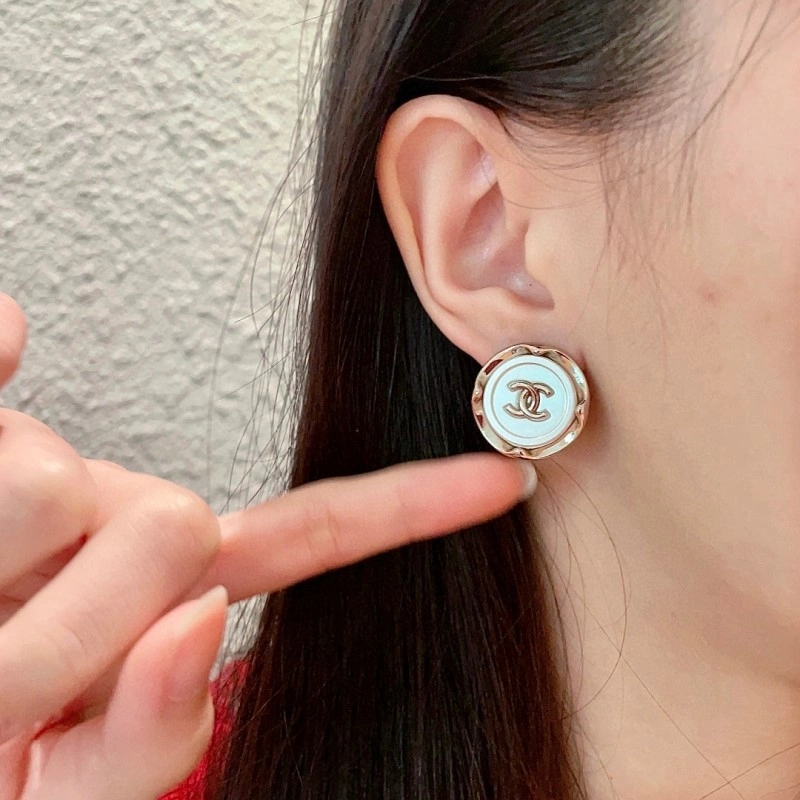 Cozy Chanel Earrings 219932