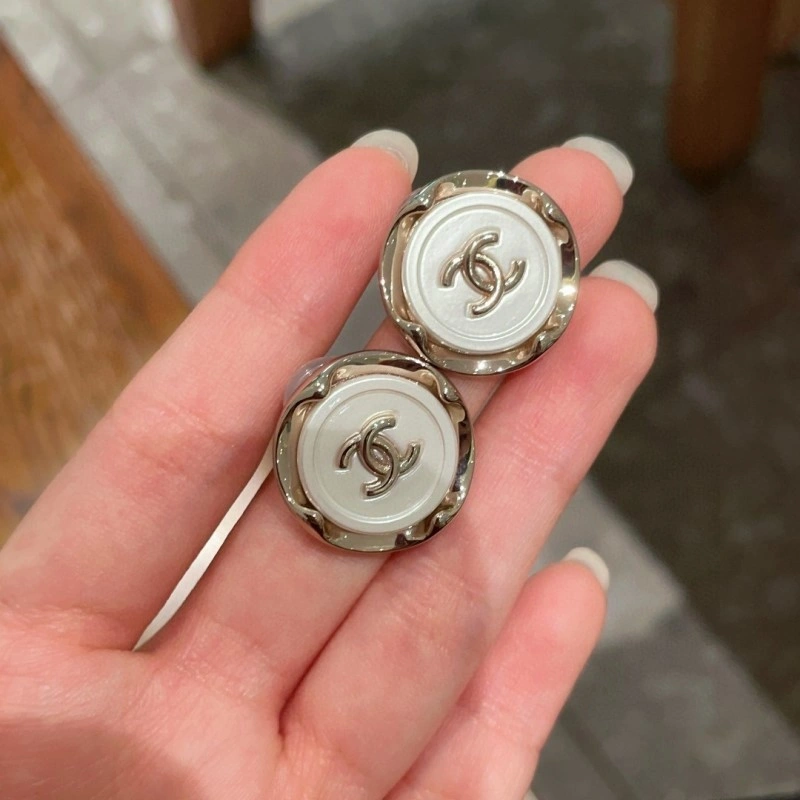 Cozy Chanel Earrings 219932
