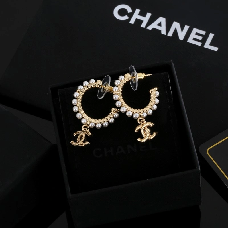 Affordable Chanel Earrings 219913