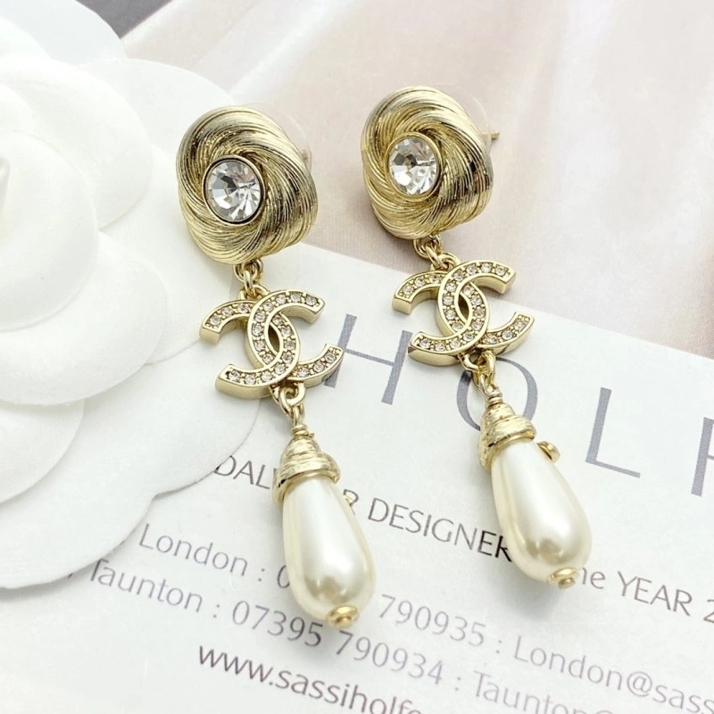 Chanel Earrings ModernLook 219912