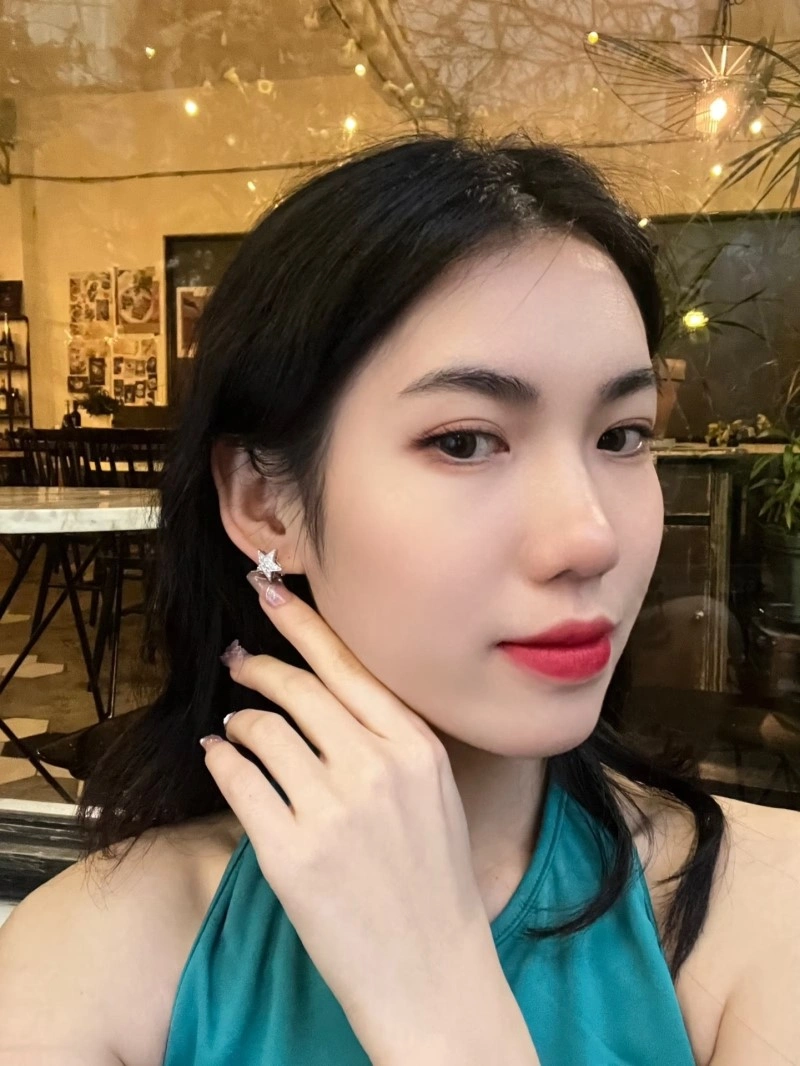 Chanel Earrings ZipUp 219890