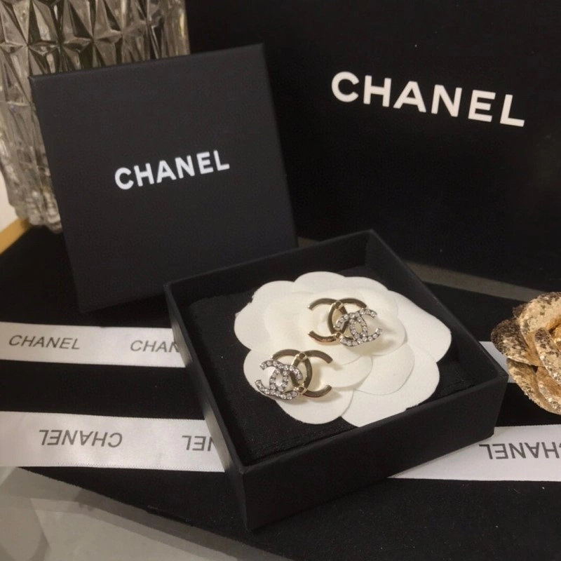 Chanel Earrings Elegant 219888