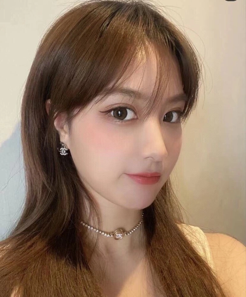 Chanel Earrings Elegant 219888