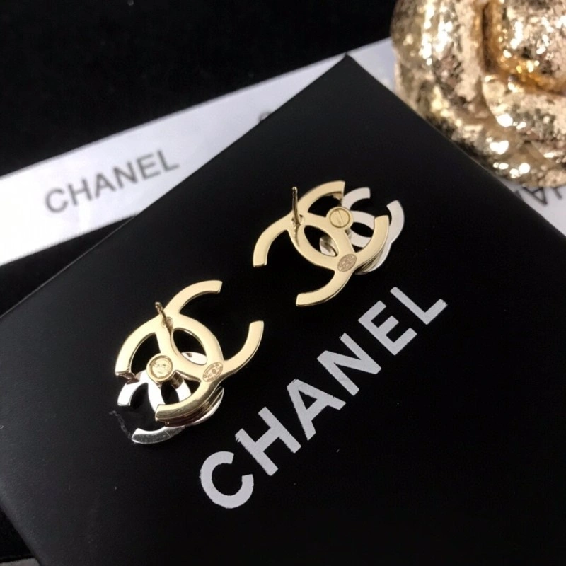 Chanel Earrings Elegant 219888