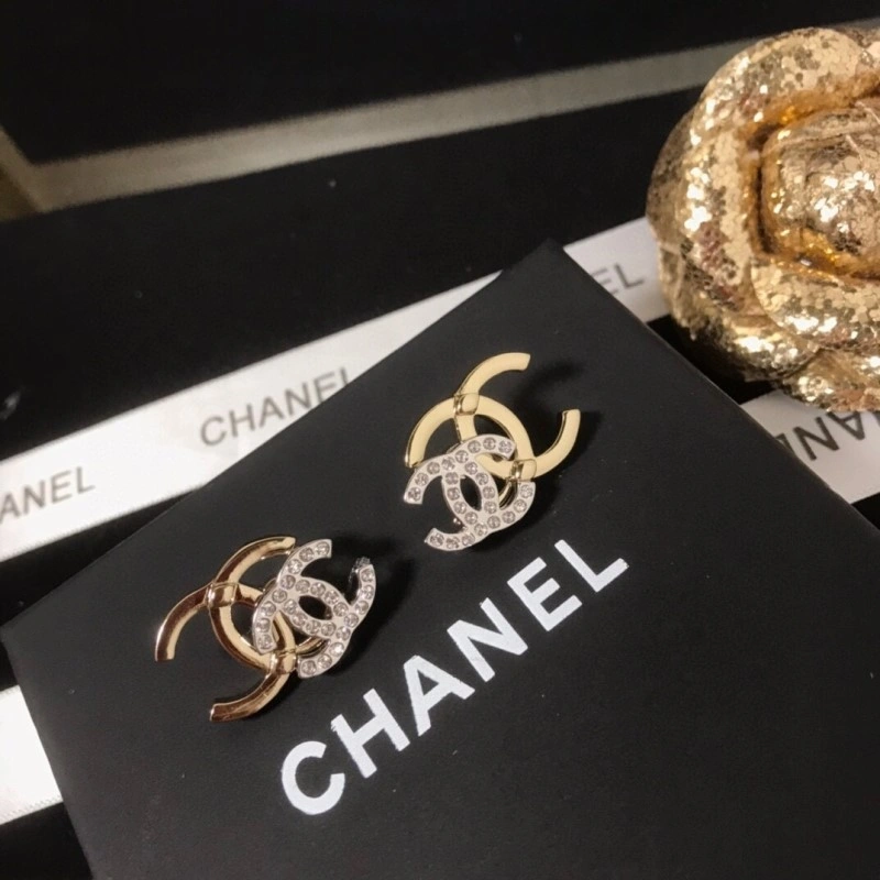 Chanel Earrings Elegant 219888