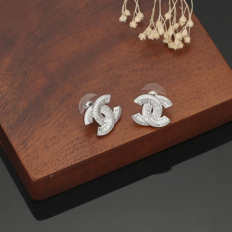 Sophisticated Chanel Earrings 219896