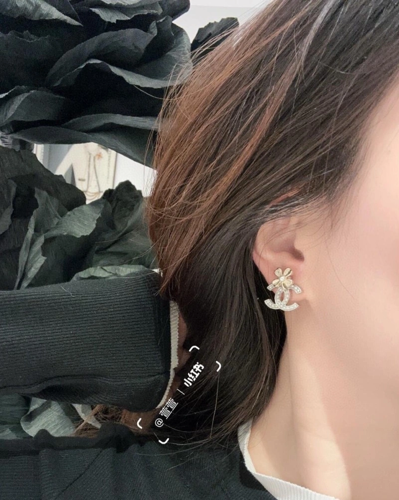 Premium Chanel Earrings 219883