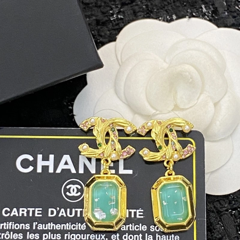 WellDesigned Chanel Earrings 219865
