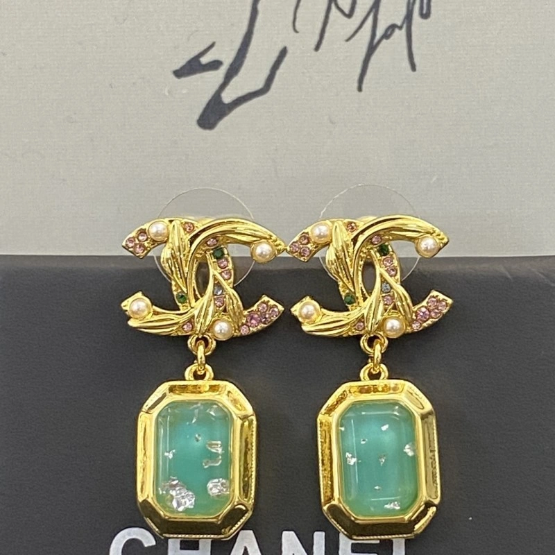 WellDesigned Chanel Earrings 219865
