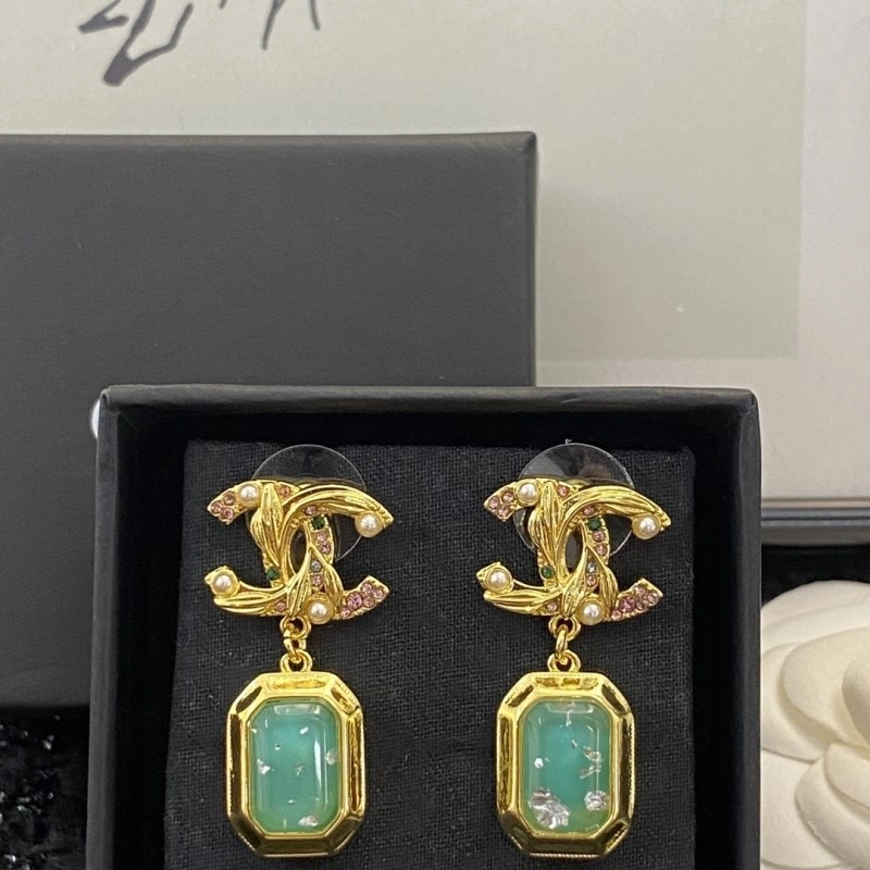 WellDesigned Chanel Earrings 219865
