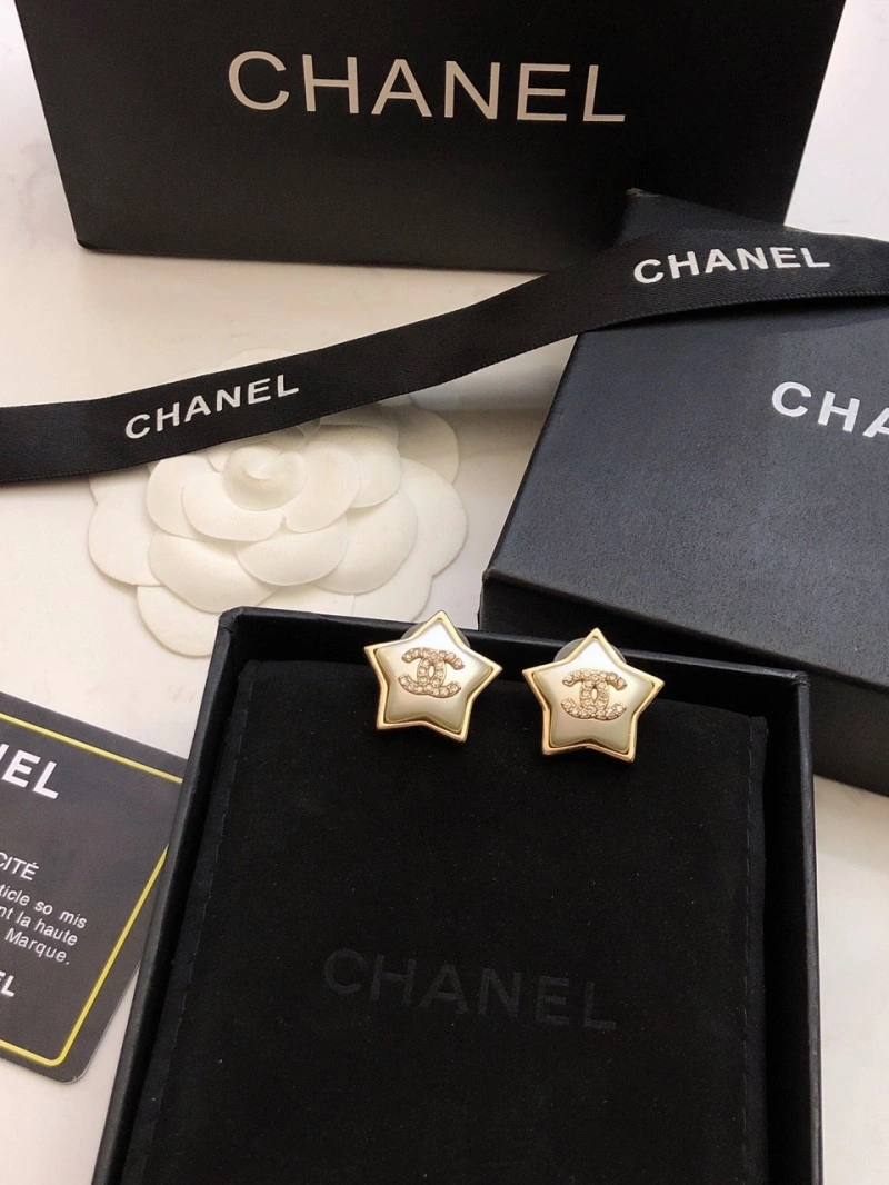 Chanel Earrings Effortless 219871
