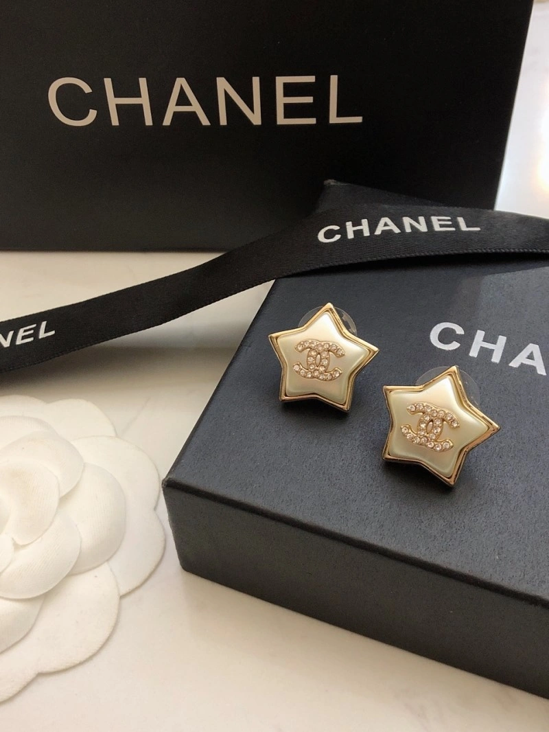 Chanel Earrings Effortless 219871