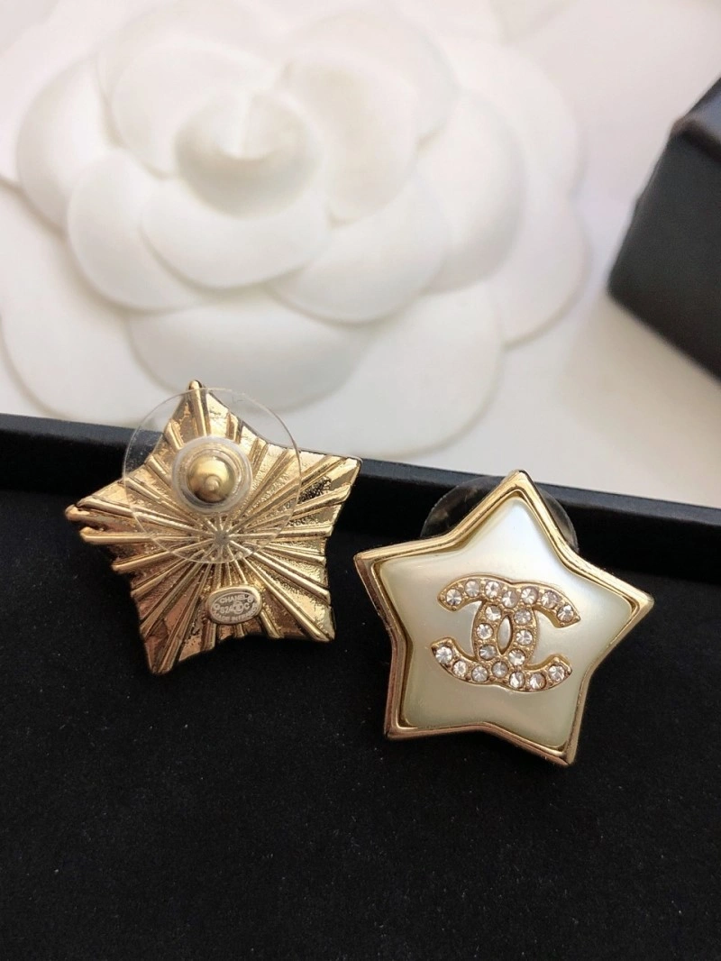Chanel Earrings Effortless 219871