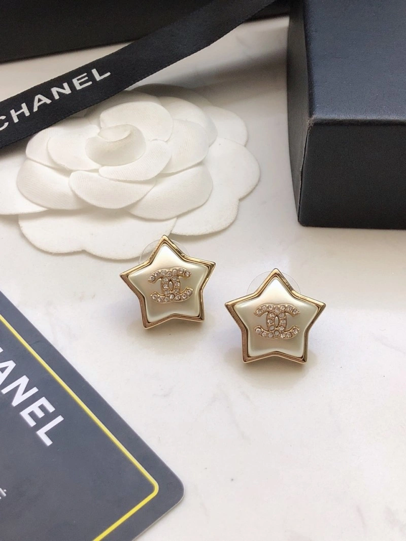 Chanel Earrings Effortless 219871