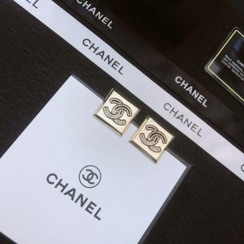 NewStyle Chanel Earrings 219867