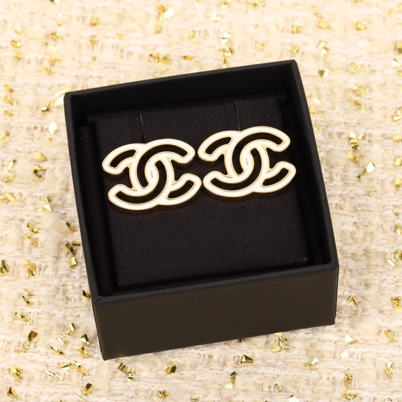 WellDesigned Chanel Earrings 219863