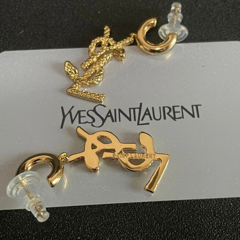 Breathable Chanel Earrings 219847