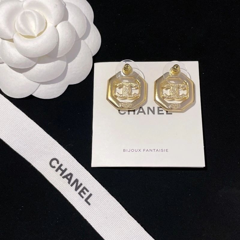 Chanel Earrings MoistureWicking 219824
