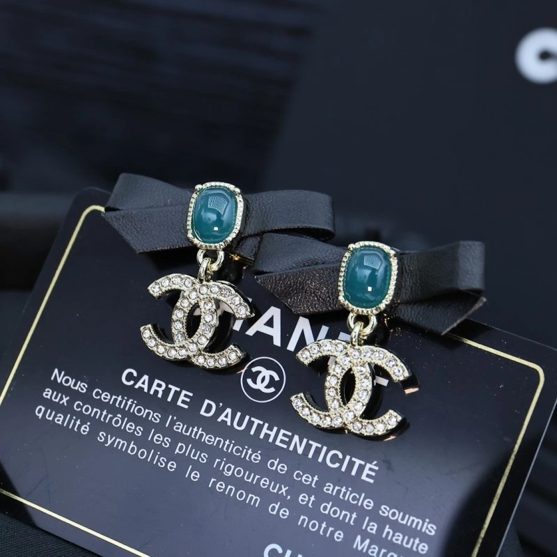 Elegant Chanel Earrings 219818