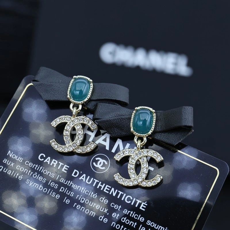 Elegant Chanel Earrings 219818