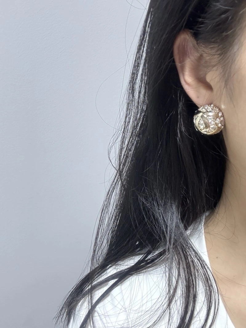 Supportive Chanel Earrings 219810