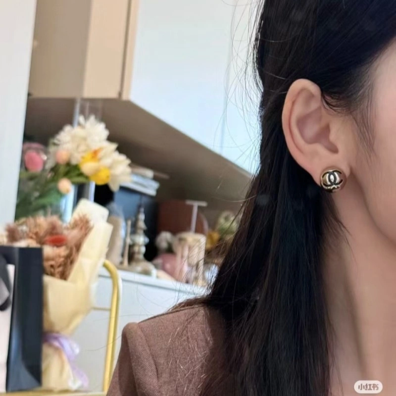 Stretchable Chanel Earrings 219811